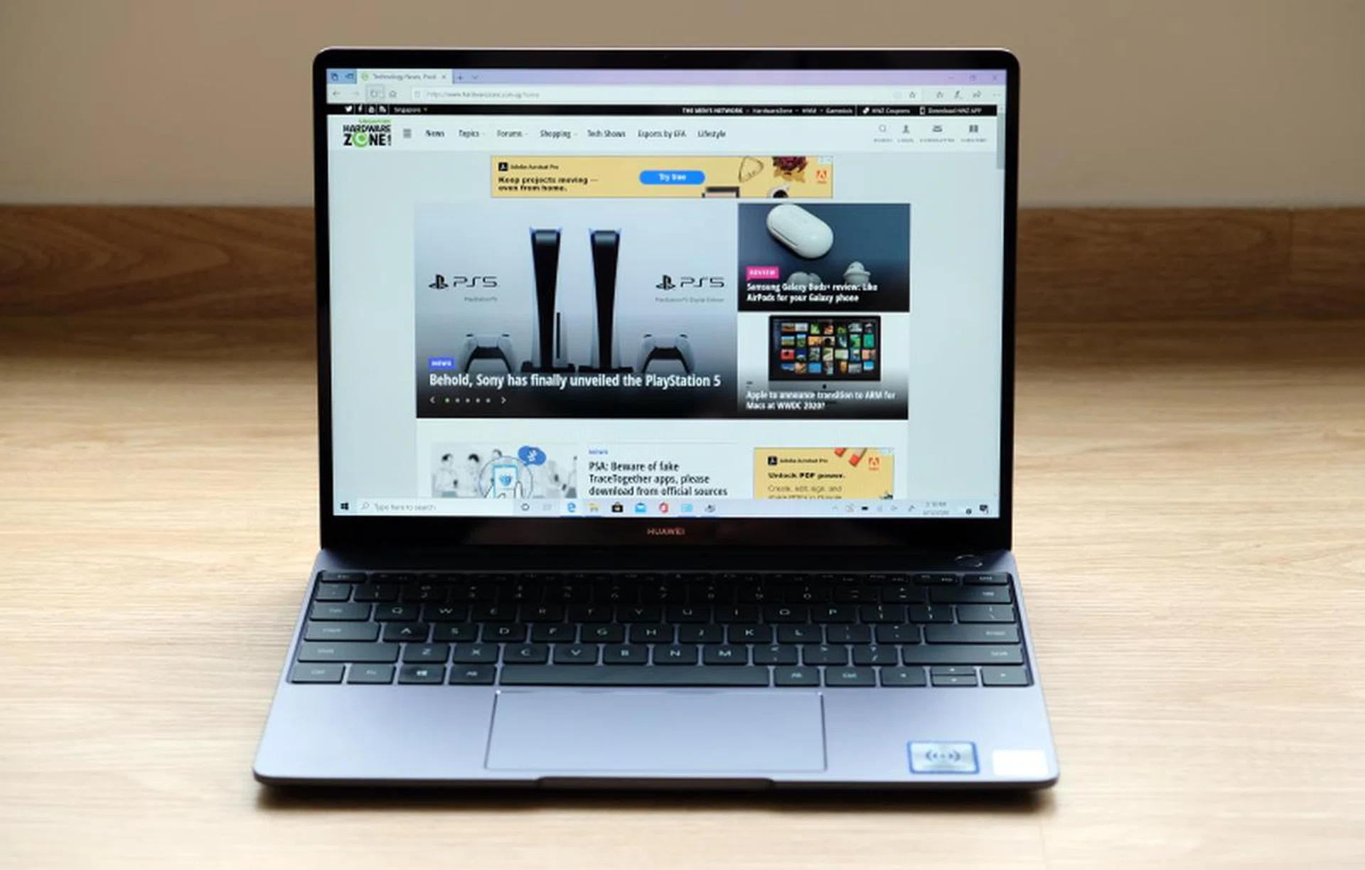 This is the Huawei MateBook 13. And yes, it looks like a MacBook Pro.