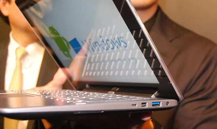 The Transformer Book Trio has a HDMI and mini-DisplayPort as video connectivity options. It also has a pair of USB 3.0 ports; one on each side of the keyboard.