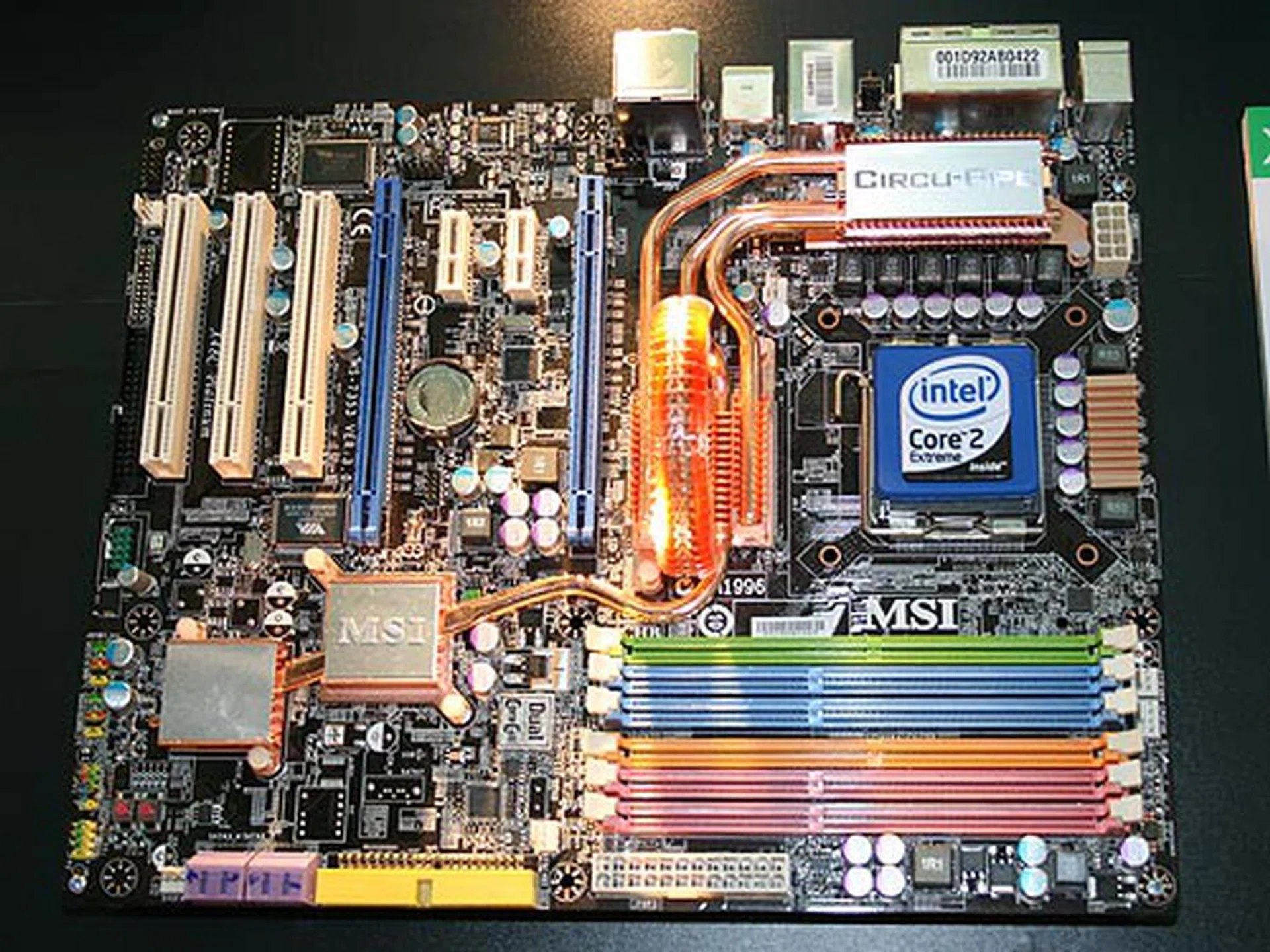  The MSI X48C Platinum is based on the Intel X48 chipset. The difference is that the 'C' variant only features up to two PCIe x16 graphics slots and a hybrid DDR2/DDR3 design. It comes with four DDR3 slots that support up to DDR3-1800 and two DDR2 slots that support up to DDR2-1066 memory.  