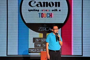Here's Mr. Andrew Koh, Senior Director and General Manager for Singapore Operations, addressing the guests.