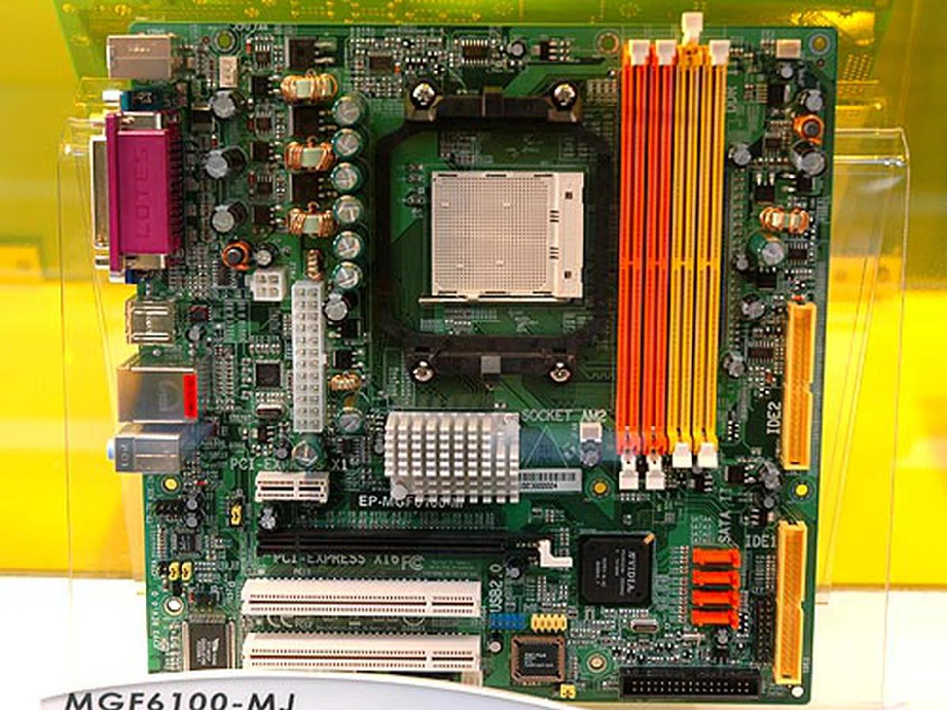 The MGF6100-MJ is a micro-ATX board based on the NVIDIA GeForce 6100 chipset for the new AMD Socket M2 processors. It comes with one PCIe x16 graphics slot, one PCIe x1 slot, two PCI slots, four SATA 3G RAID ports and a Gigabit Ethernet LAN port.
