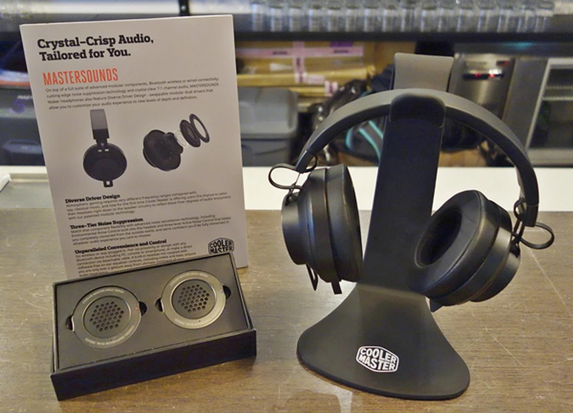 The MasterSounds is a pair of wireless headphones feature swappable modular dual drivers, called the Diverse Driver Design. The headphones also come with noise cancellation technology.