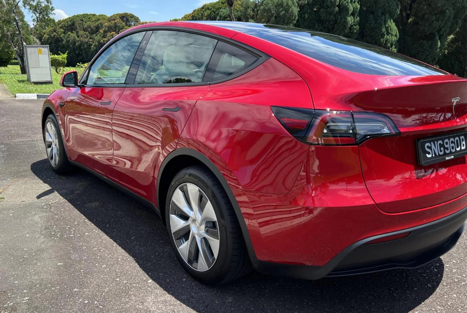 The test car rode on large 19-inch wheels