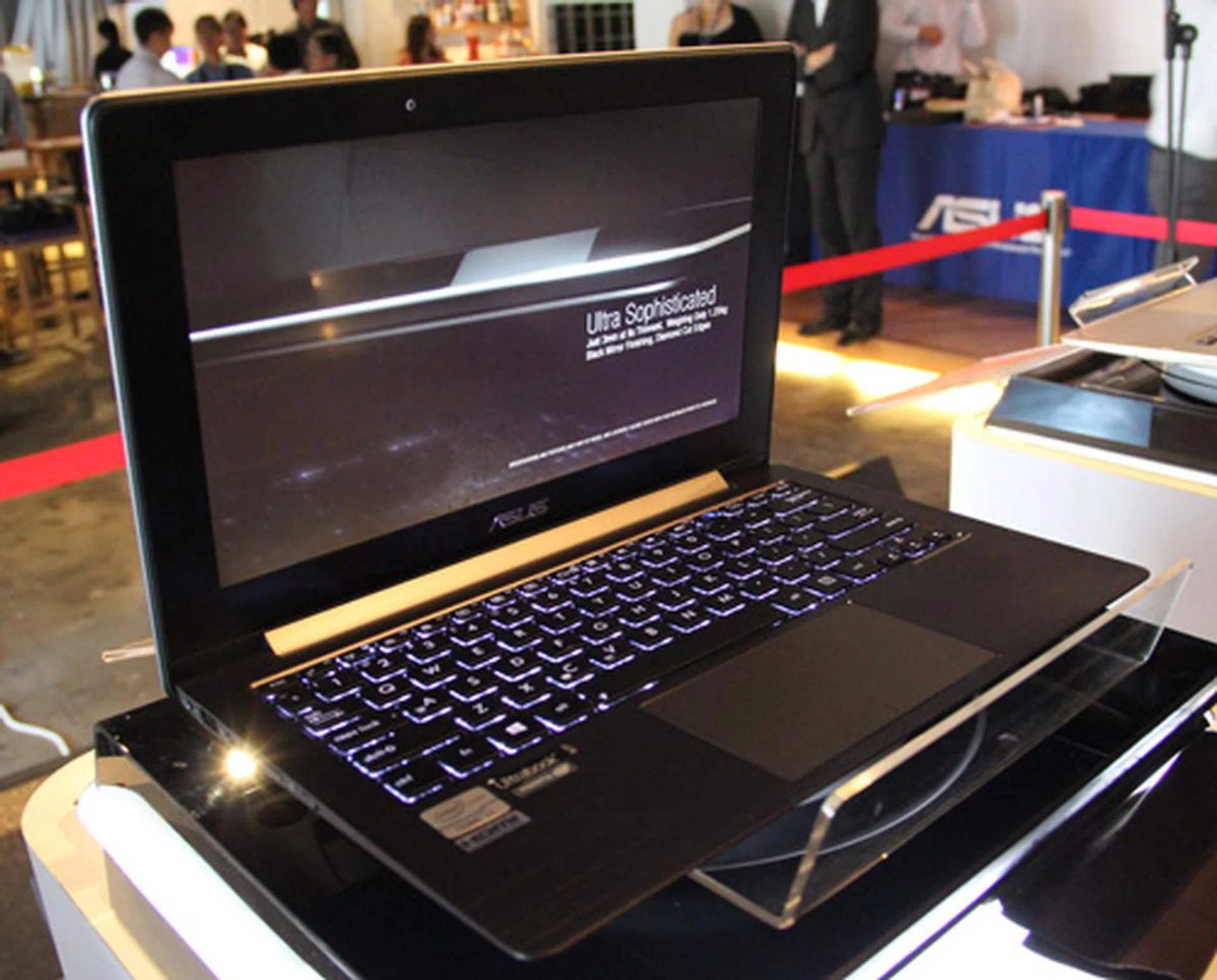 On the inside, the Taichi operates as a standard 11-inch Ultrabook.