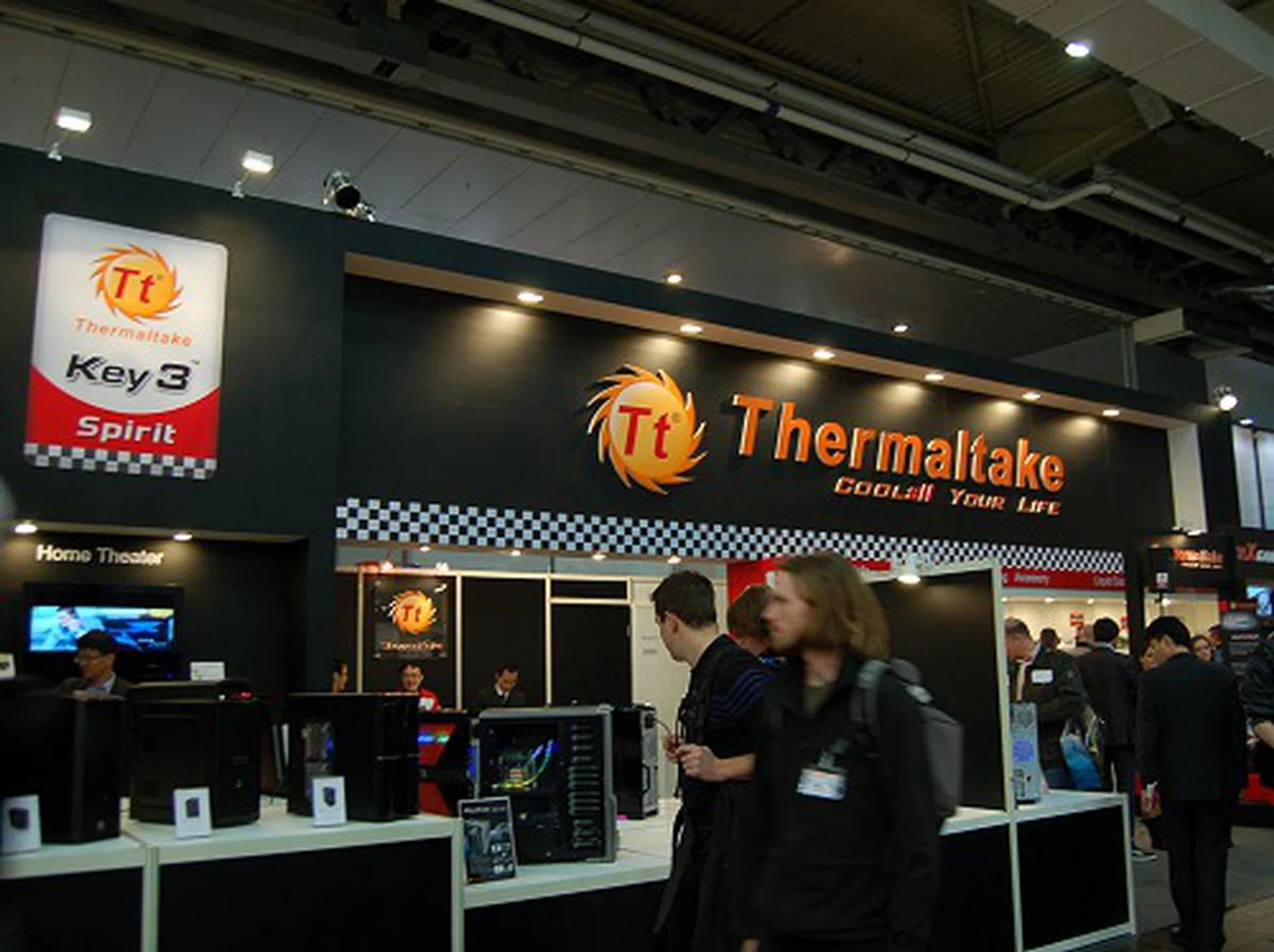  Thermaltake never ceases to refresh their products almost throughout their line-up.  