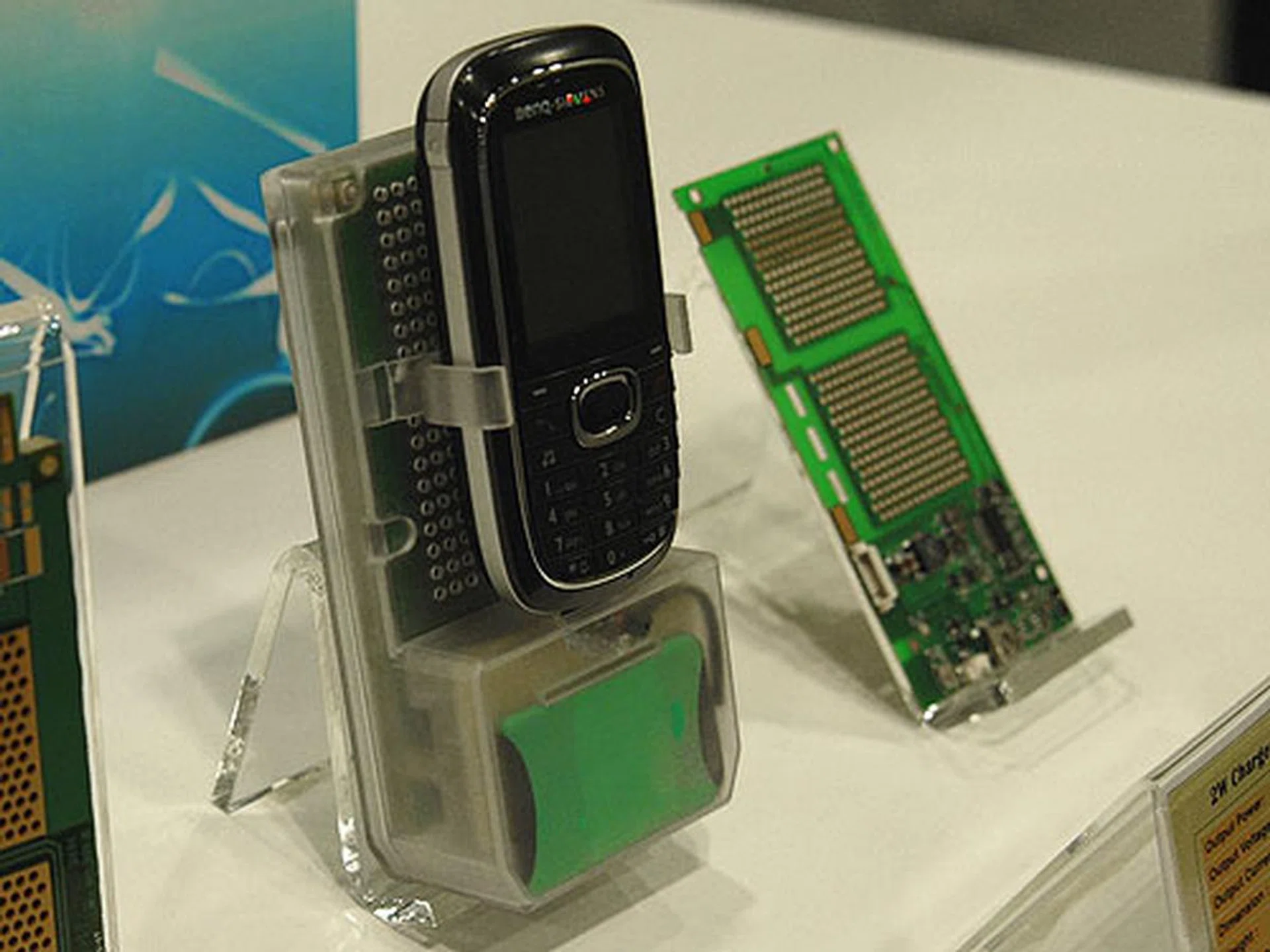 An example of fuel cell used as a phone charger.