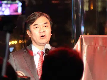 HS Kim, executive vice president of the visual display business at Samsung Electronics at the special closed door unveiling of the 105-inch curved-screen UHD TV.