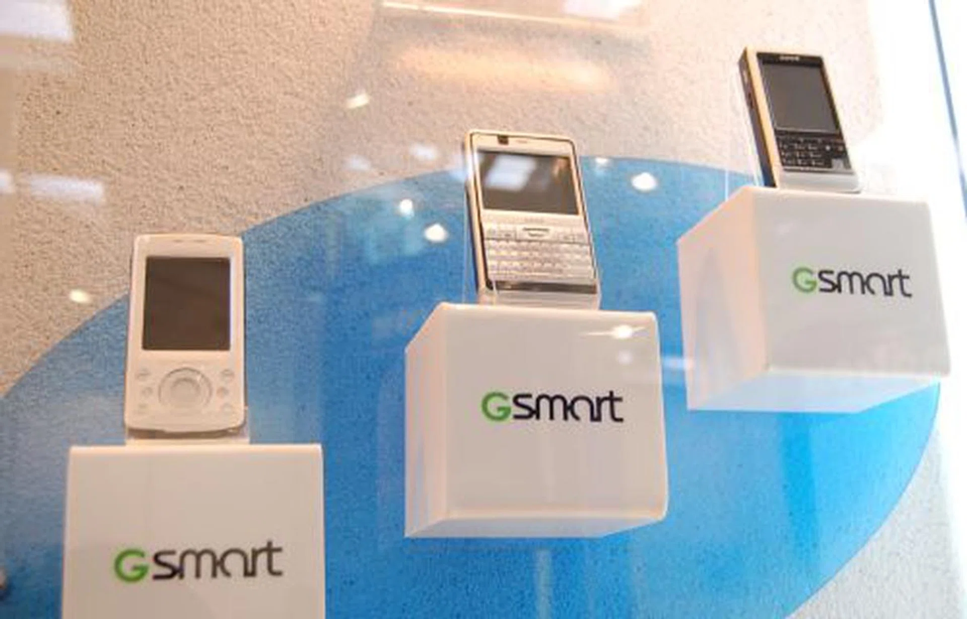  Gigabyte's Communications division have been designing and manufacturing handheld devices since 2004 and have been marketing their products under the Gsmart branding. They had a couple of new phones to show off here at CeBIT and we took a look at these.  