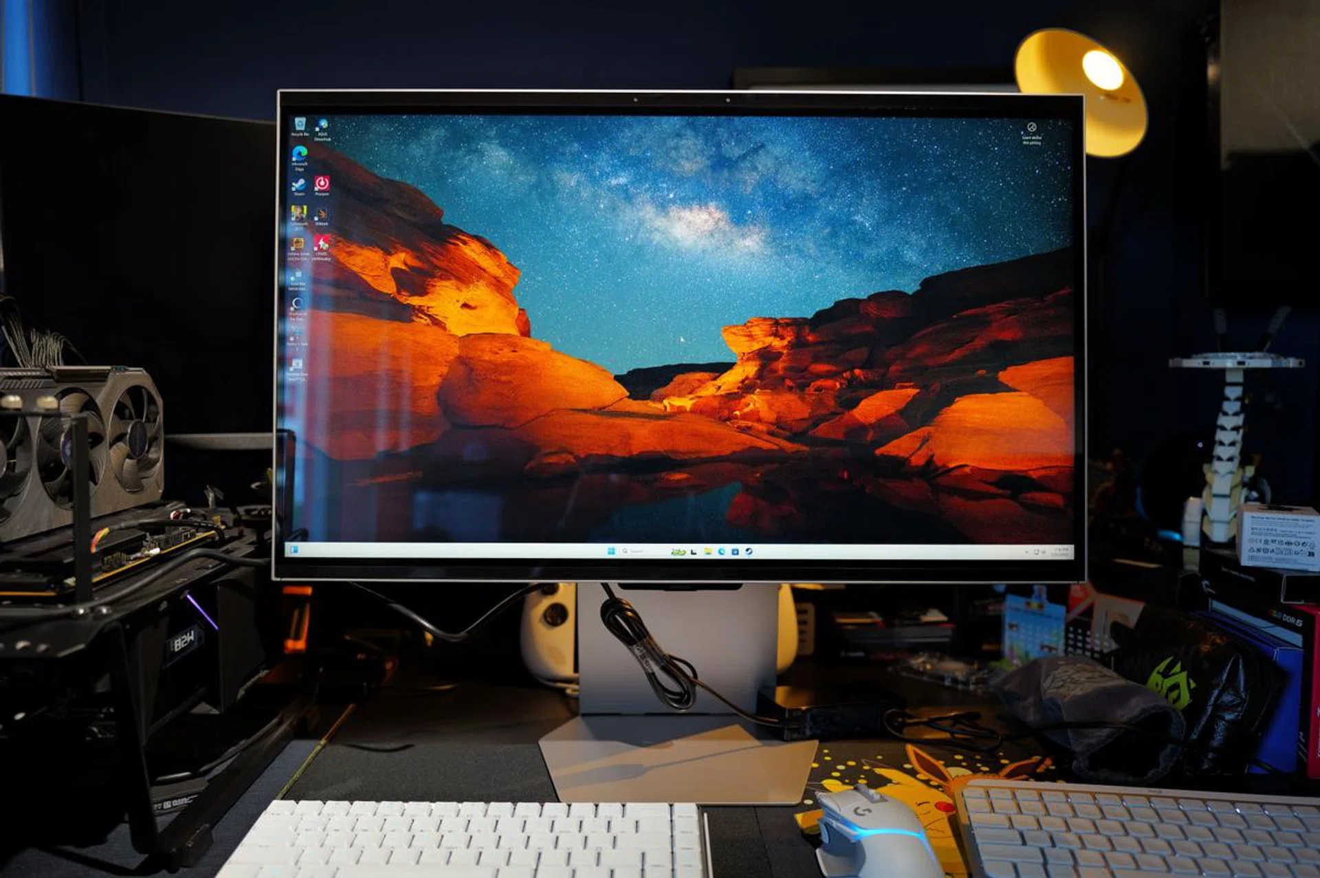 Samsung Odyssey 3D gaming monitor