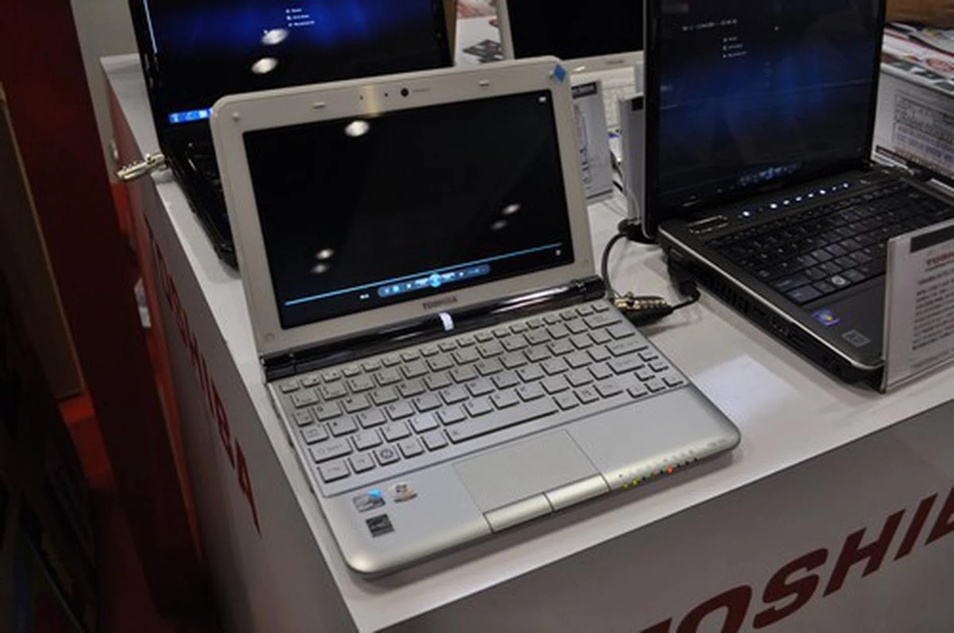 The Satellite NB305, running an Intel 1.66GHz Atom Processor, 1GB DDR3 SDRAM and Windows 7 Starter edition, is going for a low $629.