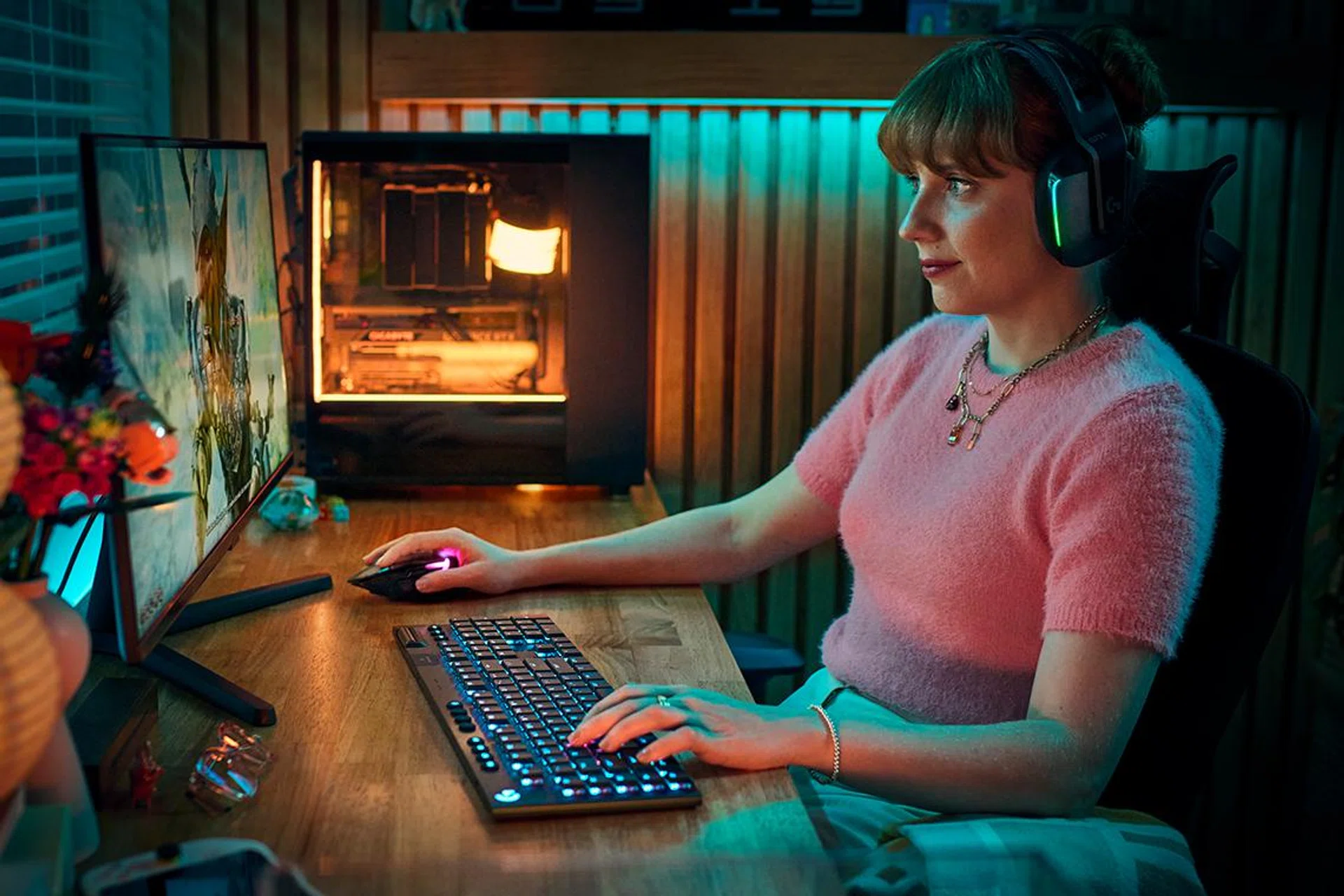 There are three variants in the G915 X Lightspeed series. Photo: Logitech