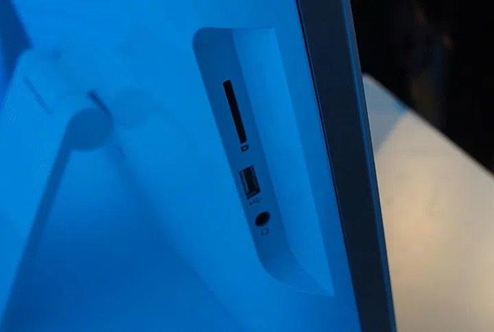 Not much in terms of connectivity, users only get a memory card slot, two USB ports (second one hidden), an Ethernet port and headphones jack.