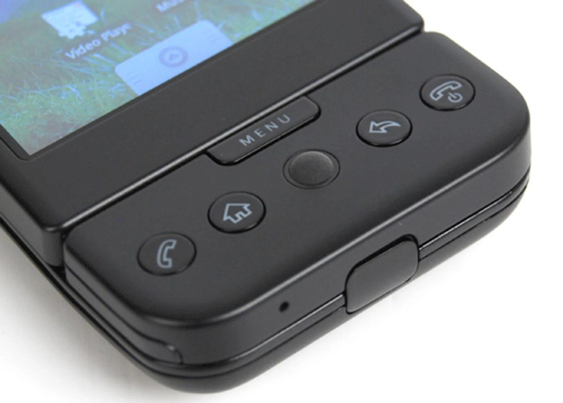 The trackball felt a little too small for comfort, and didn't sit well with us on its sensitivity.
