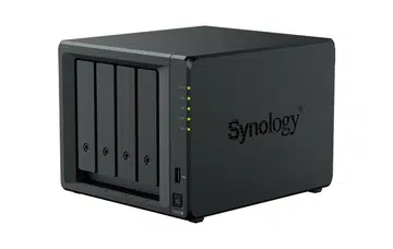 The front of the DS925+. Photo: Synology. 