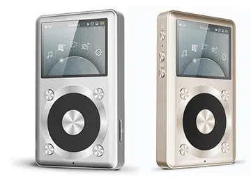 The Fiio X1 is available in a choice of silver or gold.