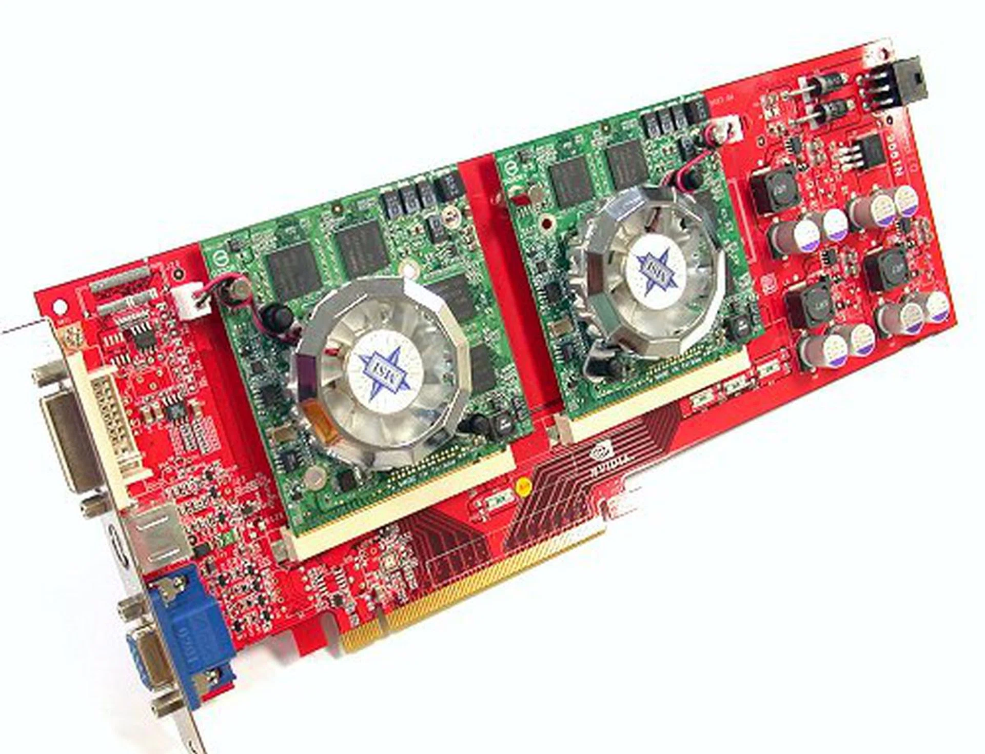 Unique and one of its kind, the MSI Geminium-Go brings the best of laptop graphics to the desktop.