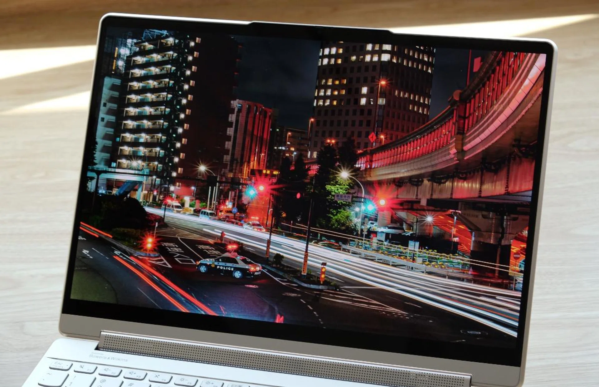 The OLED display is gorgeous to look at.