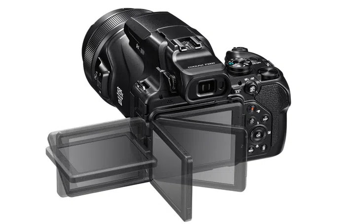 The vari-angle LCD makes it easier to get shots from awkward angles.