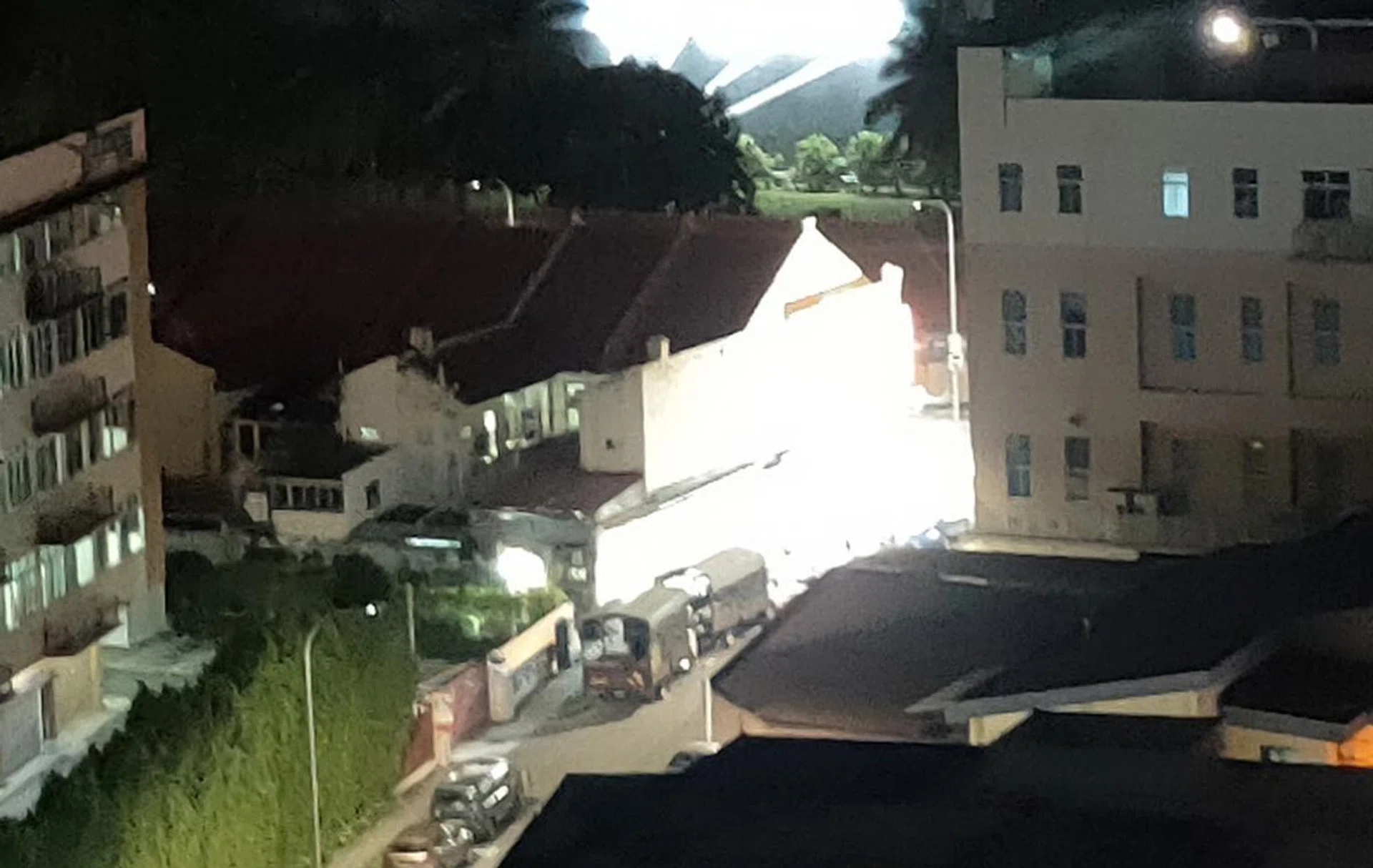 Reno 10x Zoom night capture- 100% crop.