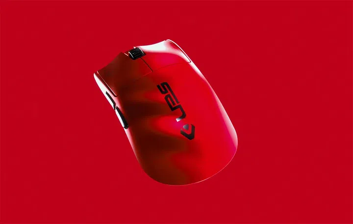 One of Razer's more esports-focused mice, it seems like a good choice for a collab. (Image source: Razer)