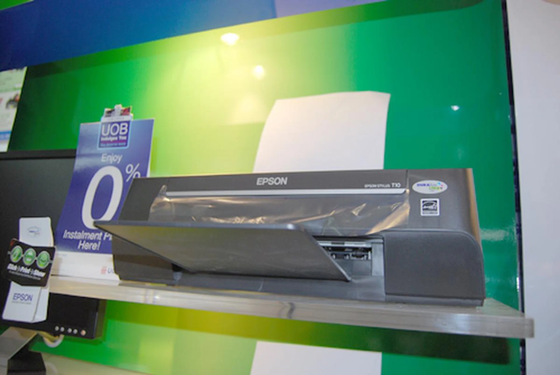  There are even better deals as we moved along the Epson booth, and we spotted the Epson Stylus T10, priced at an even more affordable number: S$88.  