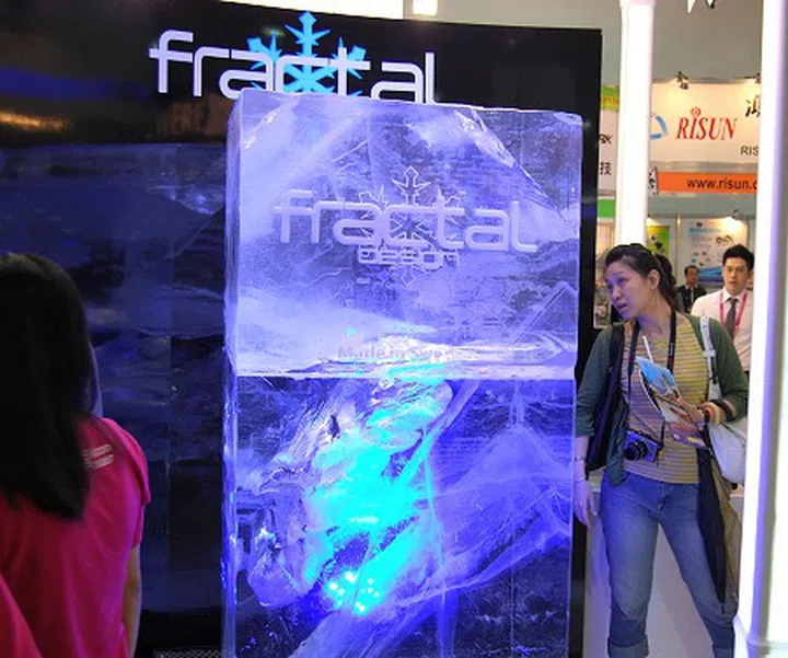 This company decided to put a giant block of ice as their greeting post - perhaps they wanted to be upfront that they're serious about cooling tech.