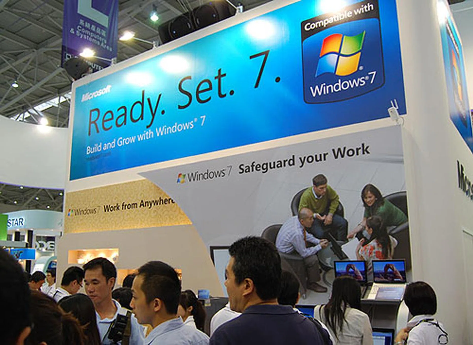 Of course, the other big thing at the booth was Windows 7 naturally.