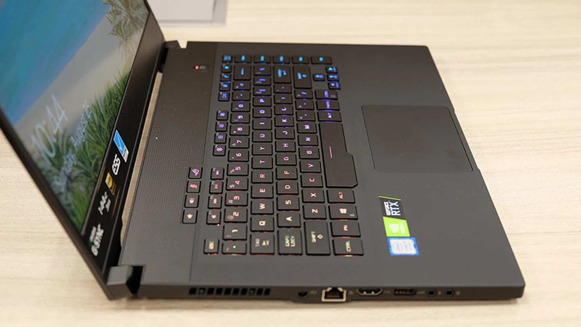 ASUS ROG Zephyrus S GX502GW
