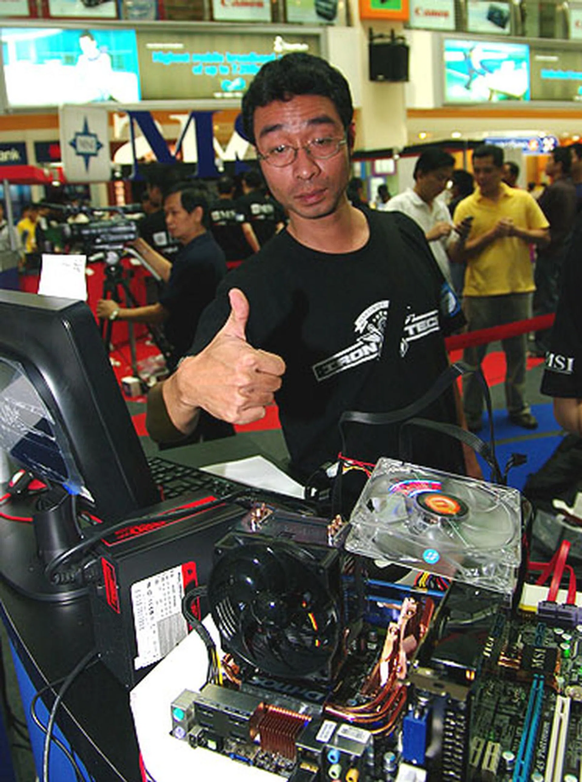  Giving the thumbs up for his system, Thirdsak Phokha seemed pleased with his efforts. Would this be a contender for the prizes?  