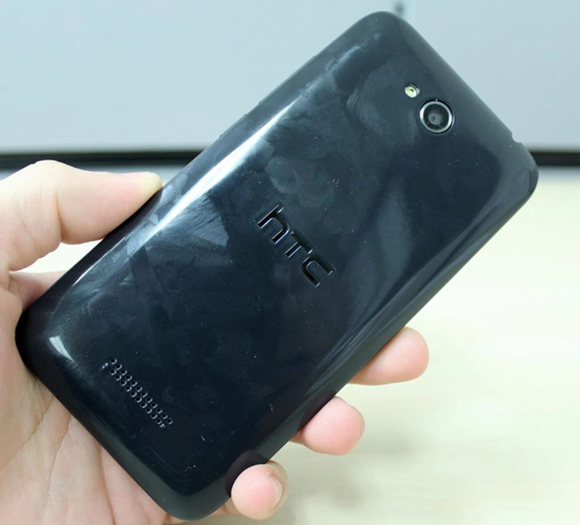 A picture speaks a thousand words about the mess of fingerprints and smudges you would get on the rear of the HTC Desire 616.