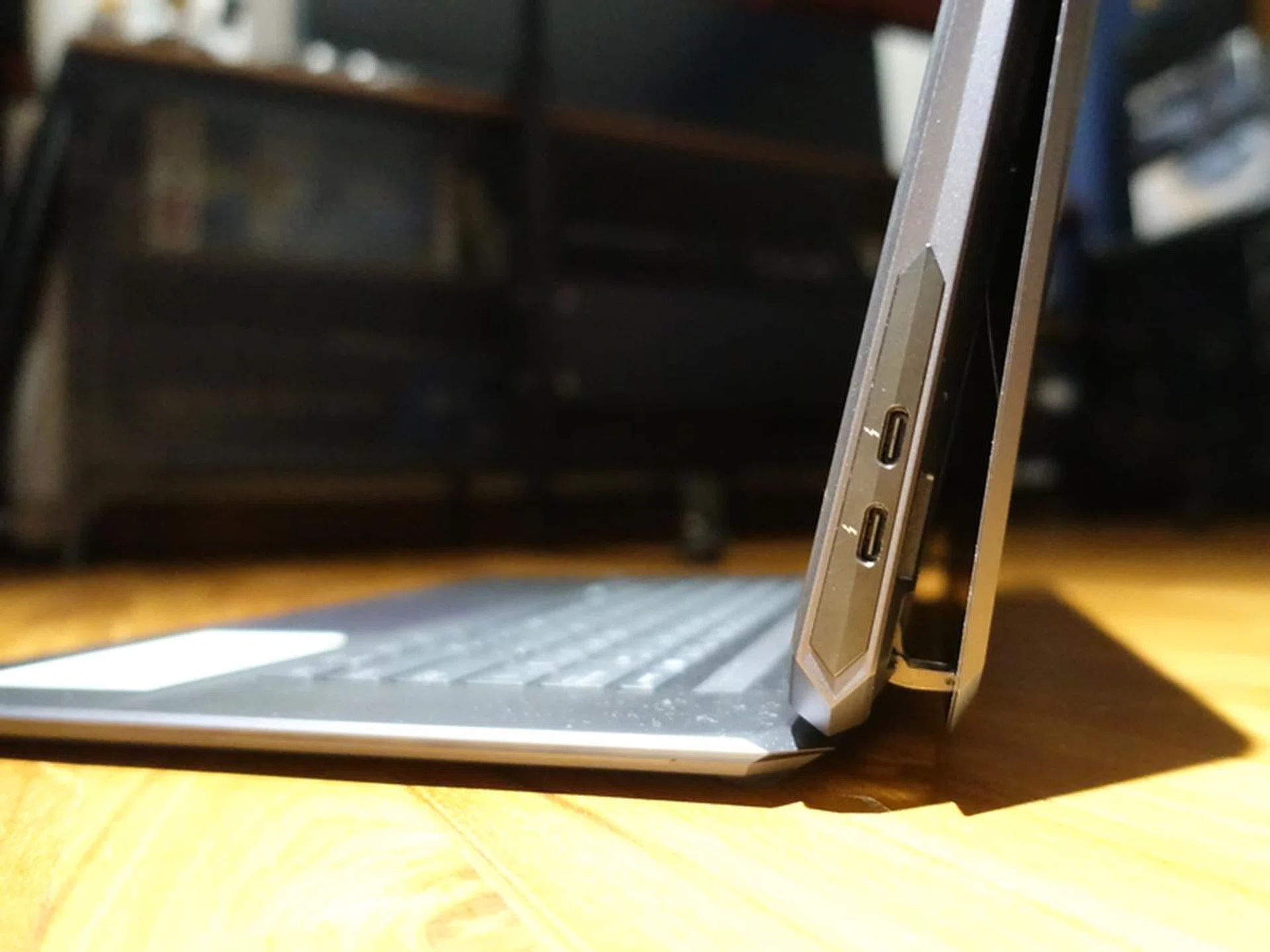 The StudioBook's lid opens automatically by 4.57-degree to allow more air to enter and cool its internal circuitries.