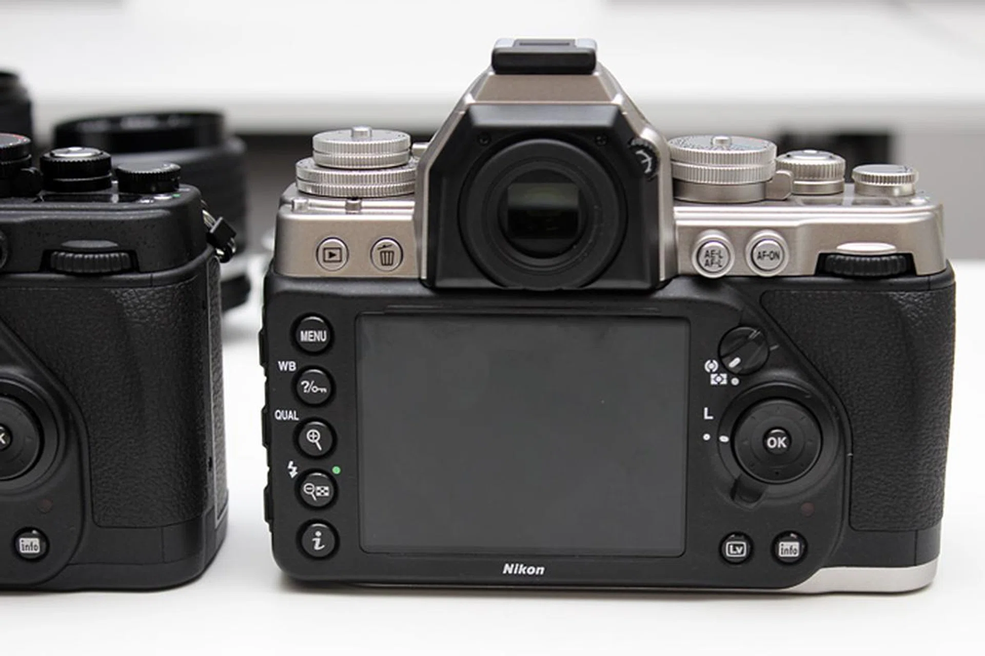The optical viewfinder is large and luxurious, just as you'd expect from a full-frame DSLR.