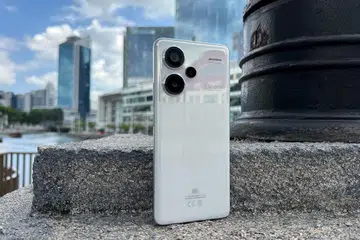 Redmi Note 13 Pro+ 5G along the Singapore River.