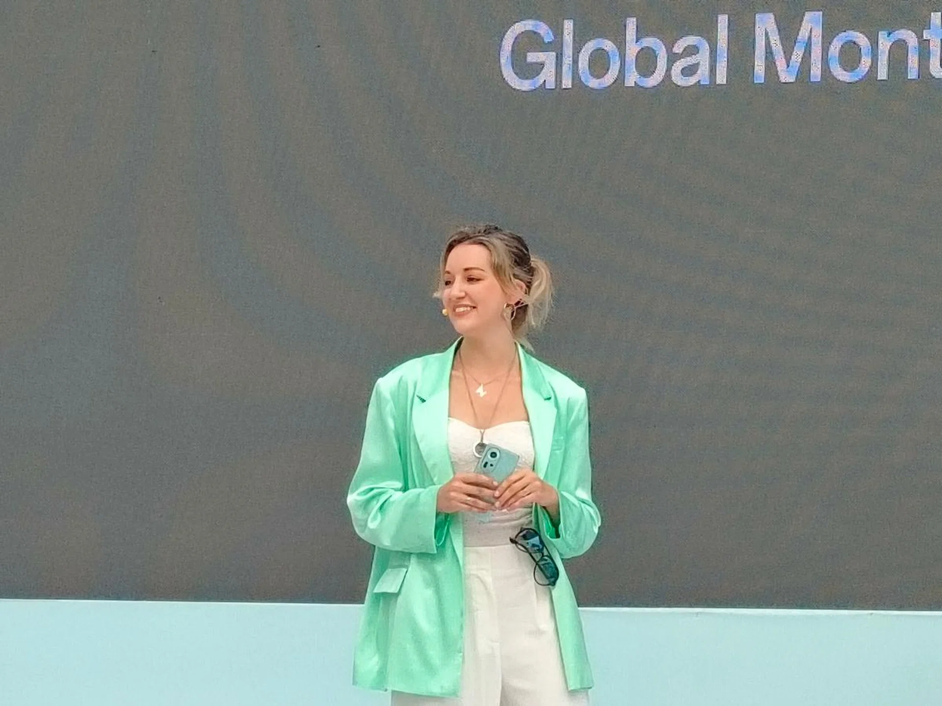 OPPO Reno11 Pro, at 10x.