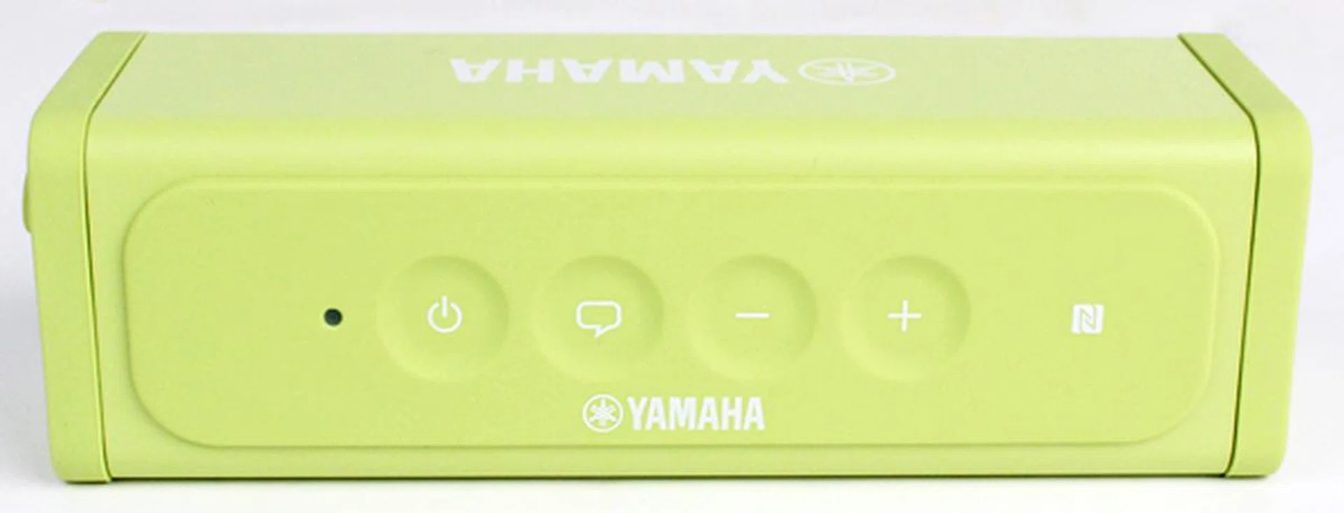 Buttons on the top can be used to power the device on or off as well as control the volume. The second button from the left is a battery status function that reads out the remaining battery charge left on your speaker. Last but not least, you can also see the location of the NFC tag denoted on the far right for quick device pairing.