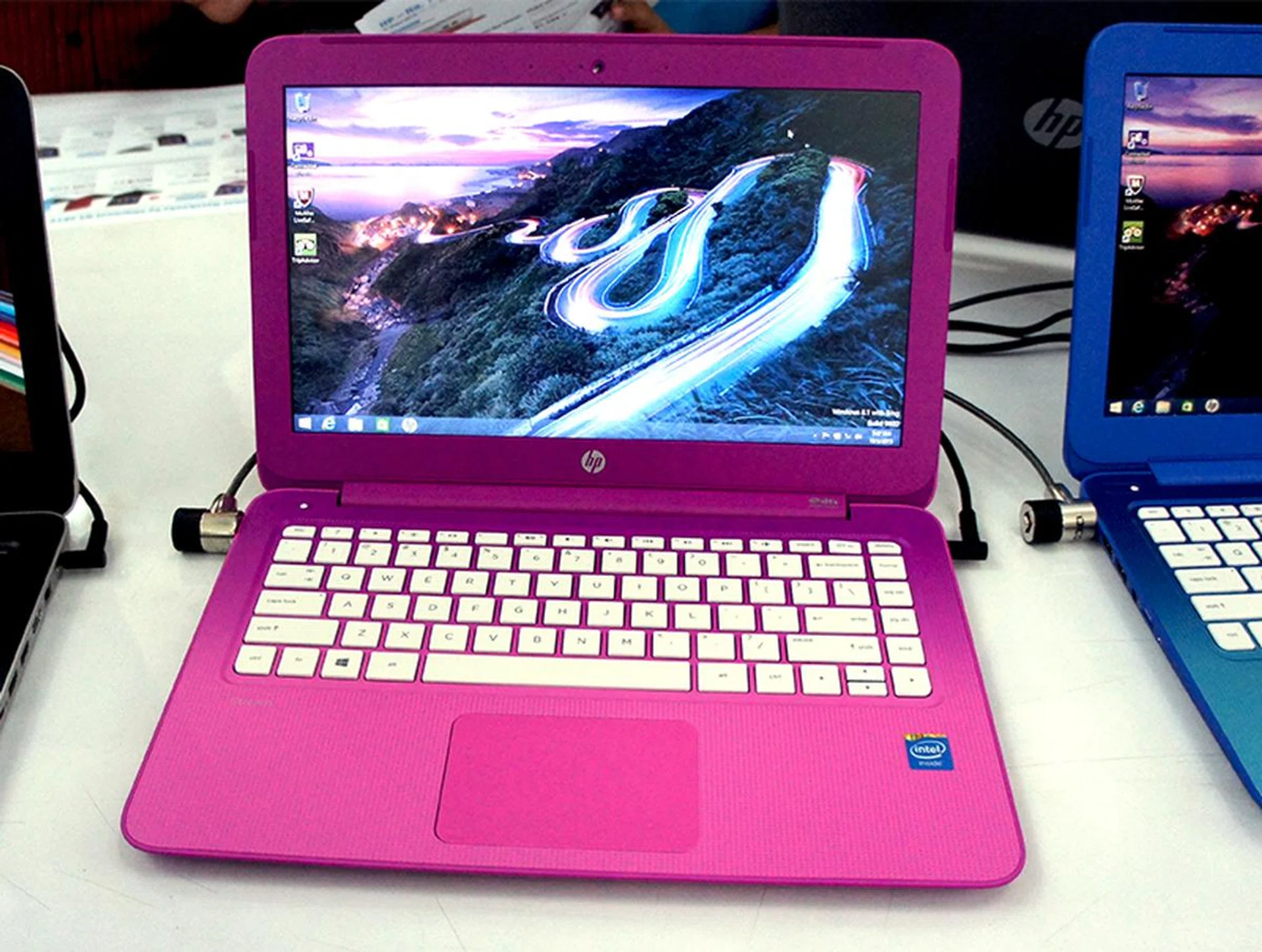 The HP Stream 11 is easily one of the most affordable notebooks at the show. Priced at just $309, it is powered by an Intel Celeron N2840 processor and has 2GB of RAM and 32DB eMMC.