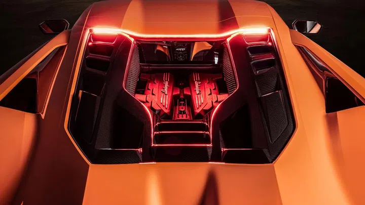 (Image source: Lamborghini)