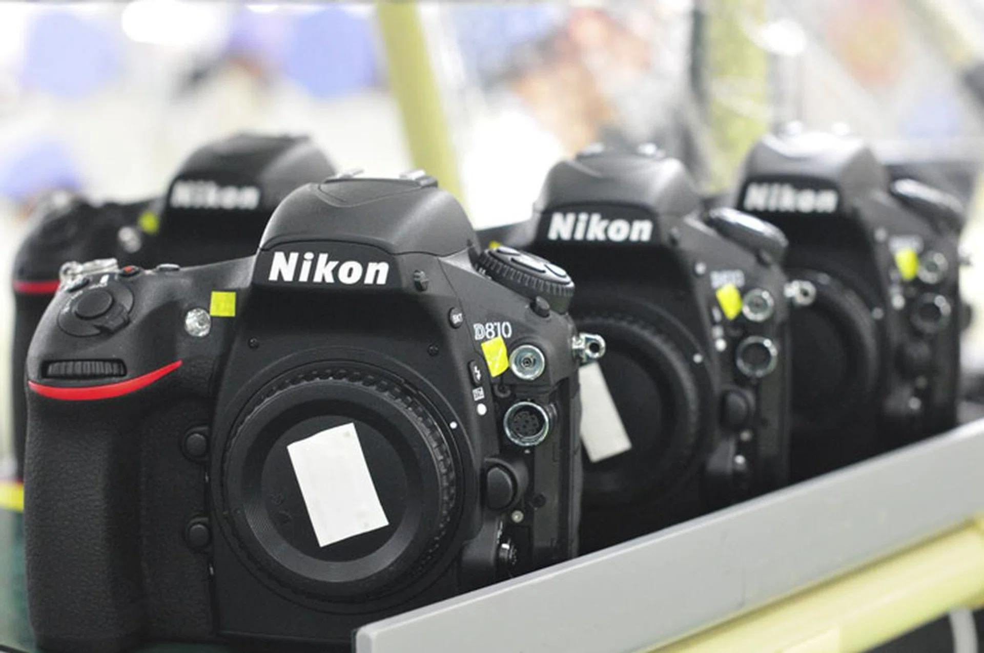 Rows of assembled D810s just waiting to be packaged and sent to the stores.
