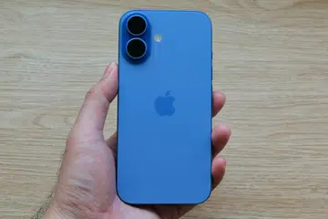 Apple is reportedly using an Indian factory to begin early manufacturing work for the iPhone 17 base model. (Photo: HWZ)