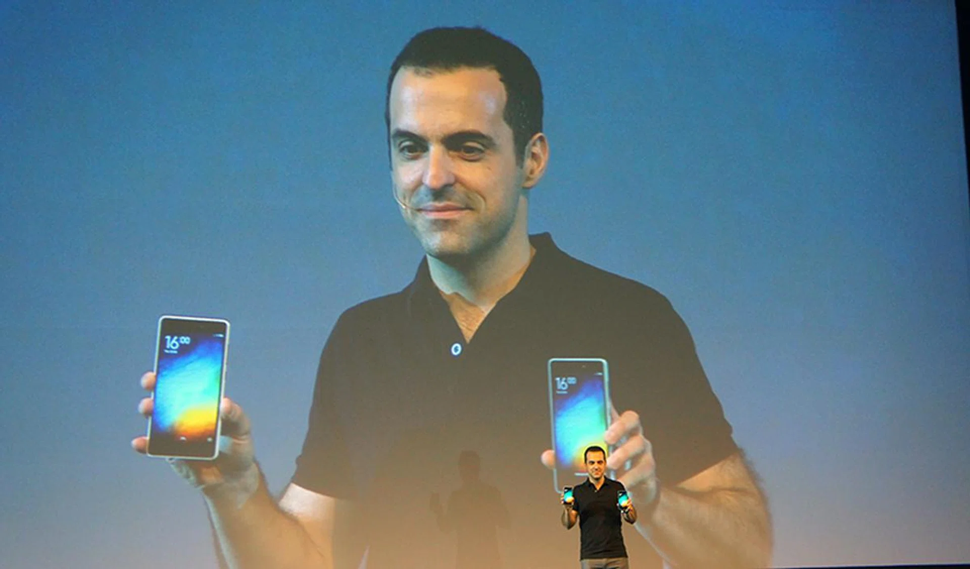 Hugo Barra, Vice President of International for Xiaomi, took to the stage to unveil the company's latest flagship smartphone.
