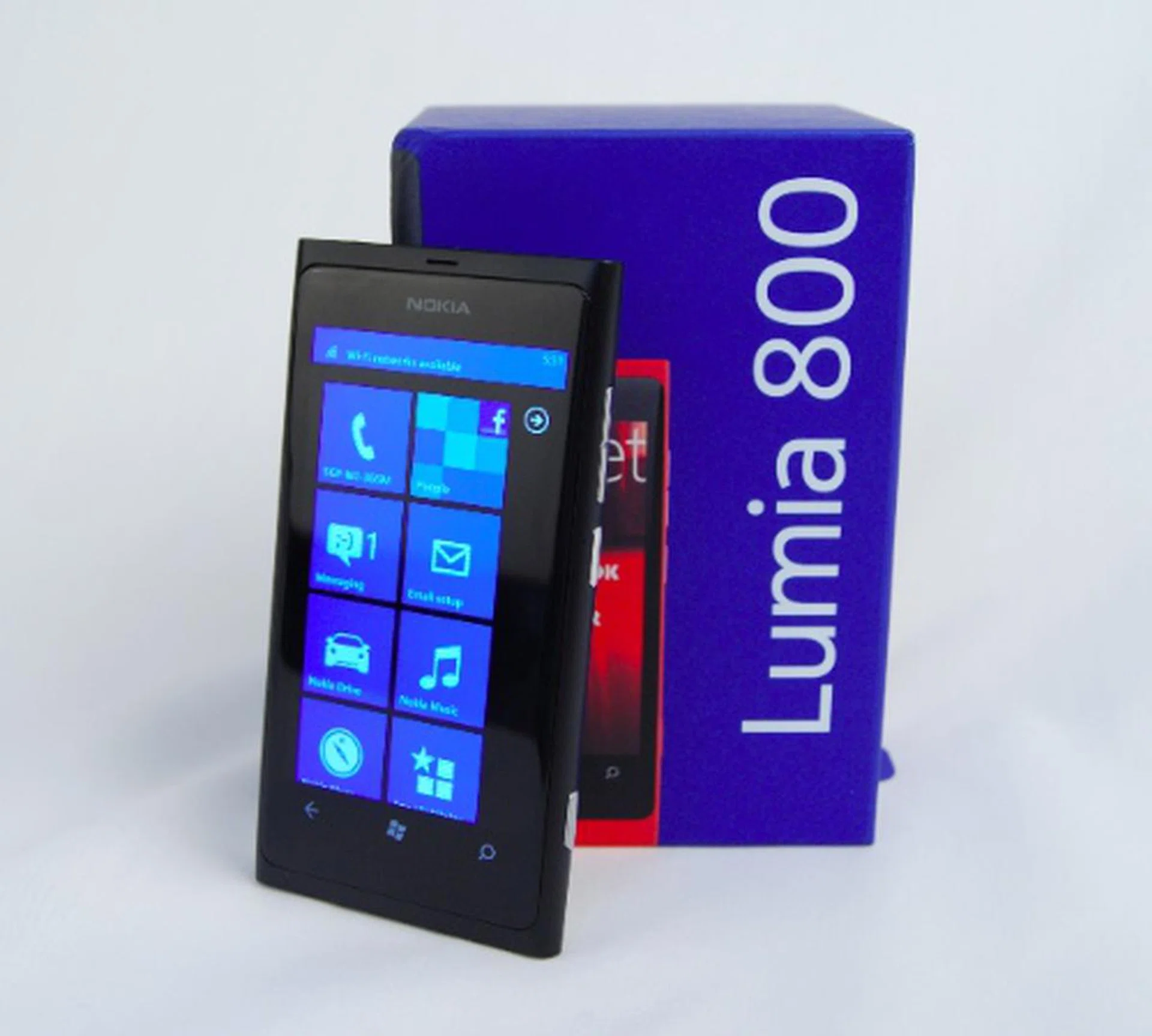 The Nokia Lumia 800, priced at S$775, definitely got our attention as one of the better designed Windows Phone devices for 2011. If only battery life and camera performance were fine tuned better, it would have ranked even higher up our scales.