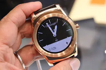 The LG Watch Urbane in gold finish.