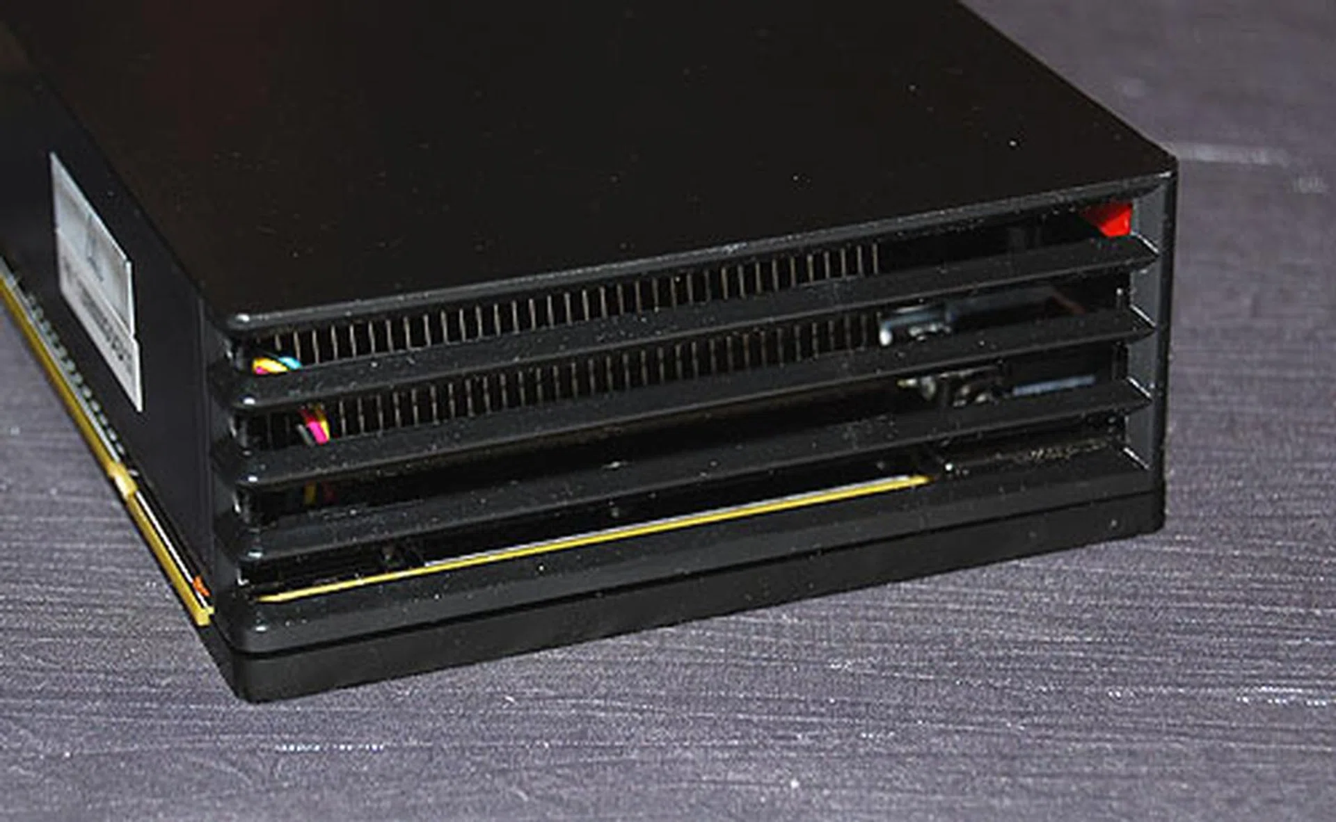 The frontal view of the Radeon HD 6990.