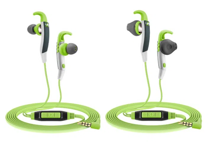 The CX686 Sport (left) and the MX 686 Sport (right) both feature a more open design for better awareness of your surroundings.