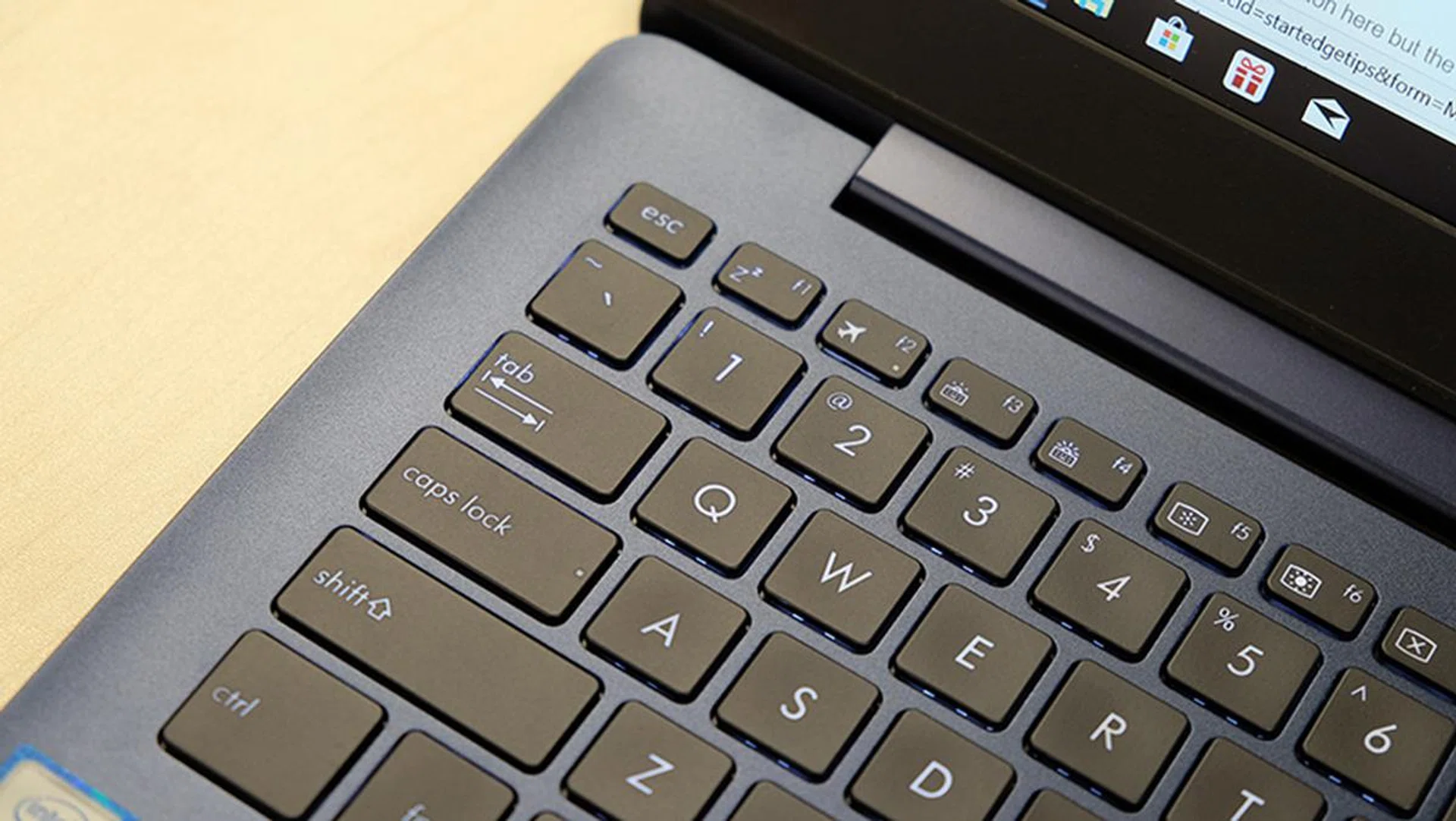 ASUS ZenBook 13 UX331U