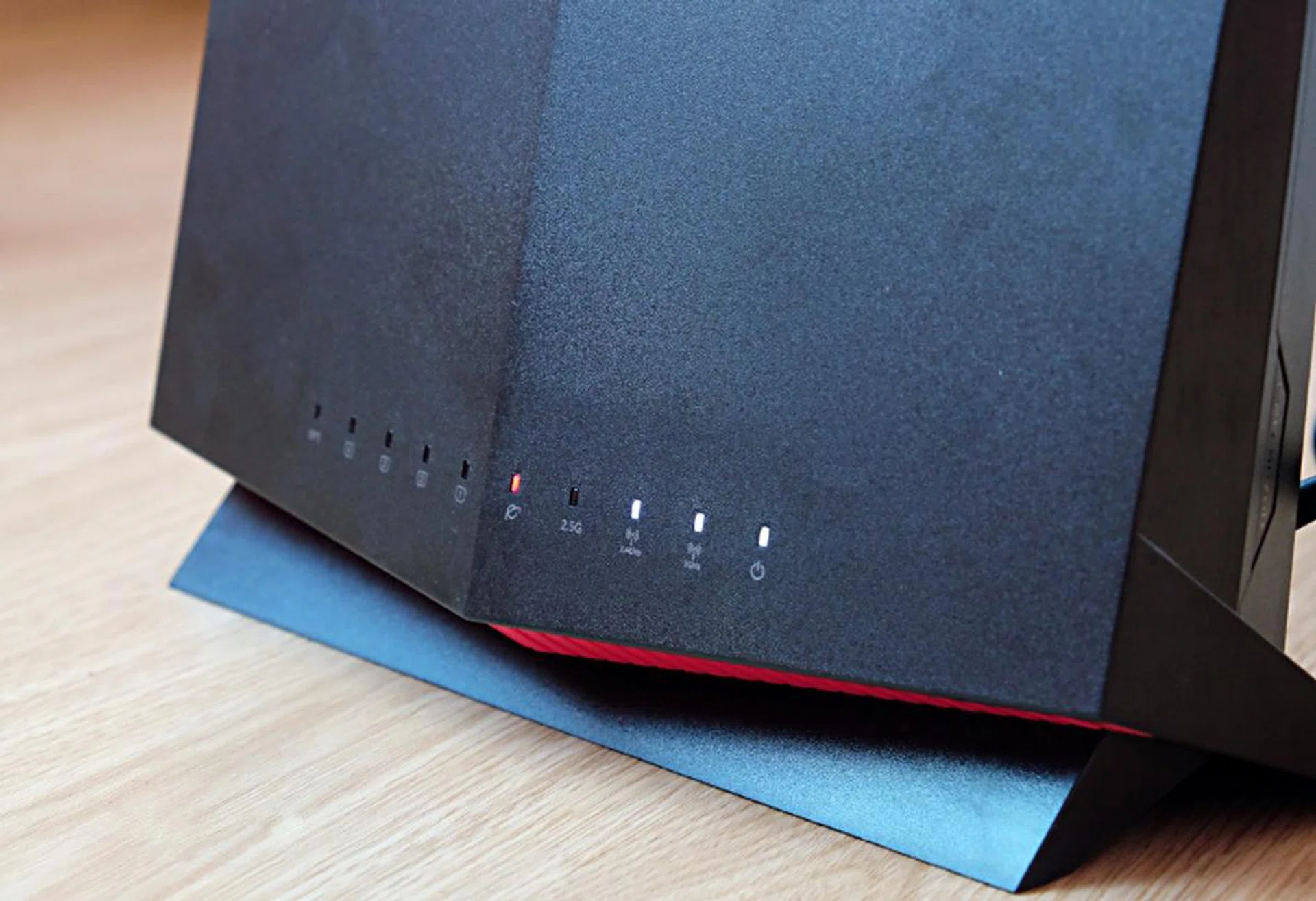 The front of the router has a row of handy LED status indicators.