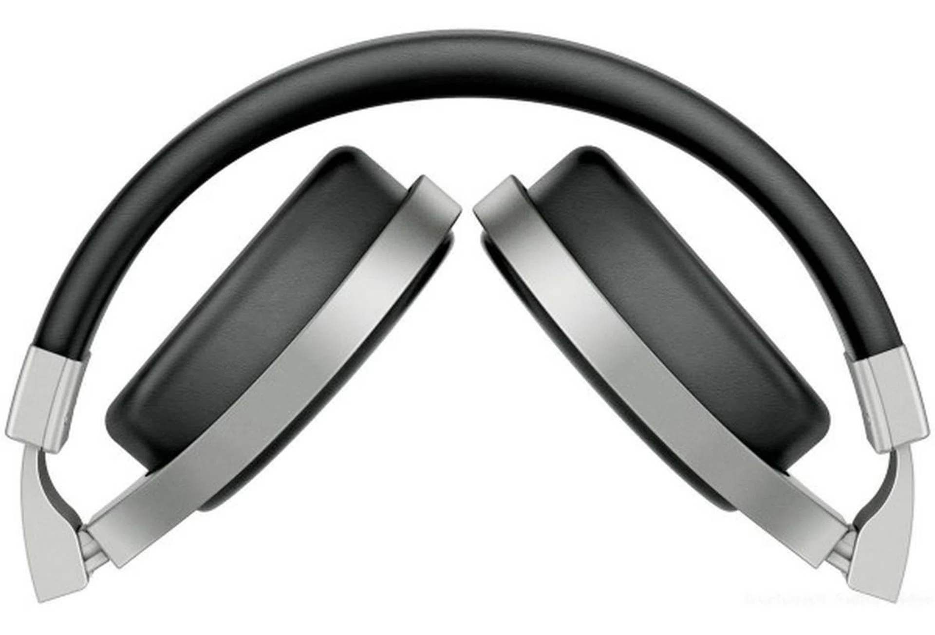 As you can see, the M500 can be folded into quite a neat, little package.