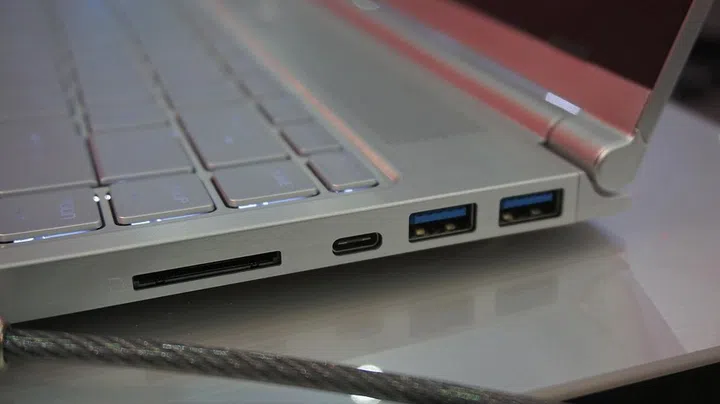 There's even a full-sized SD card reader - great for creative professionals and photographers on the go.