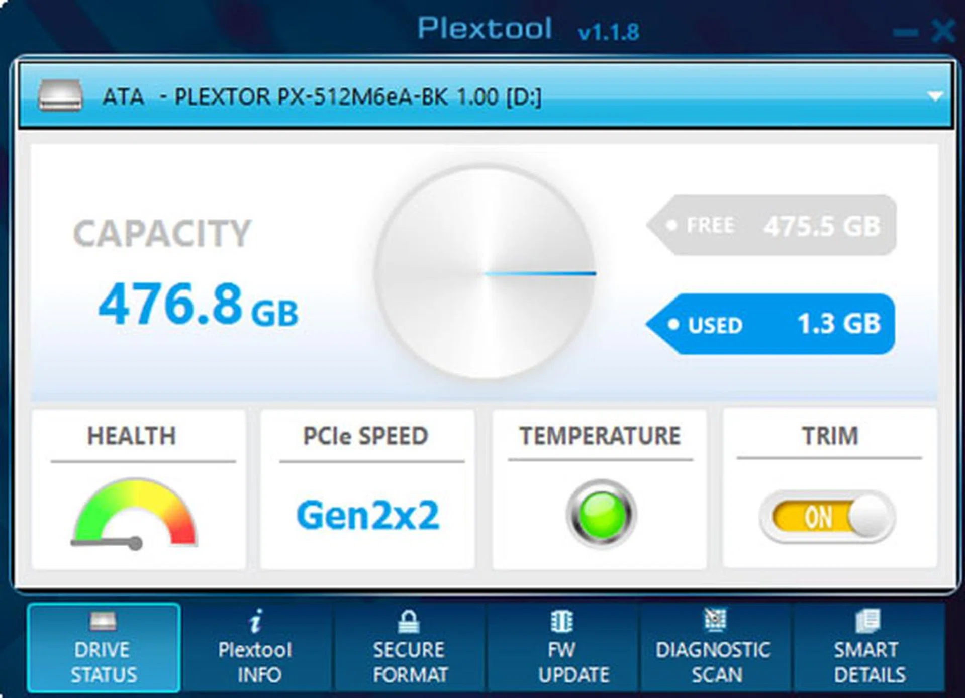 The bundled PlexTool utility lets users monitor and manage their Plextor drives.