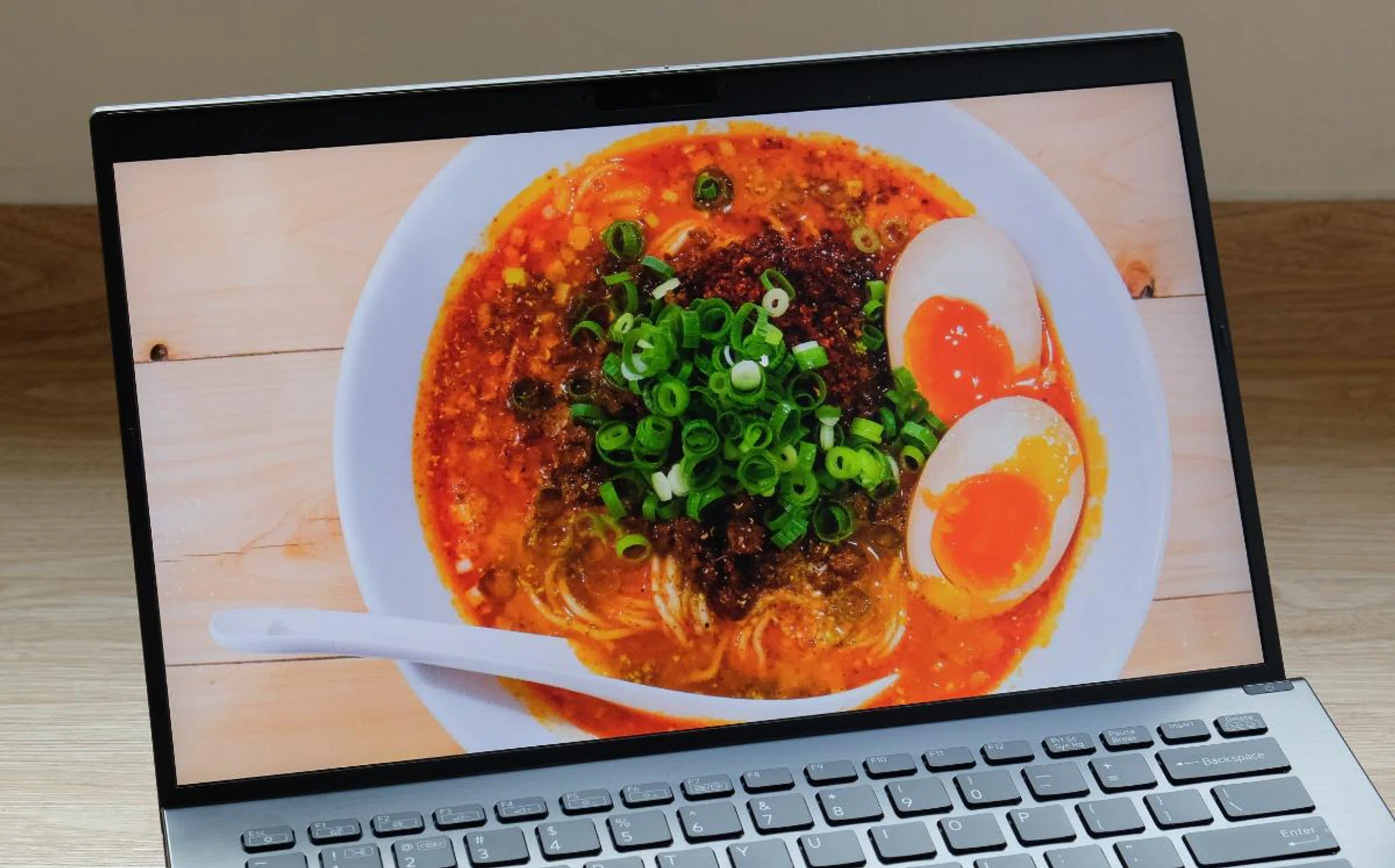 My test unit came with a 4K display, which, unfortunately, won't be available here yet. For a display that has a matte display, it looks great.